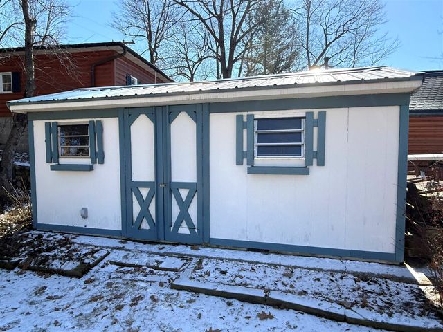 4253 Indian Isle, Battle Creek, MI 49017