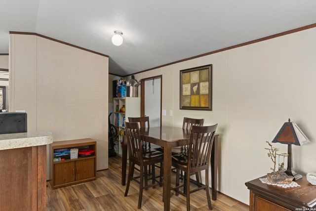 526 Pr 1512, Bandera, TX 78003
