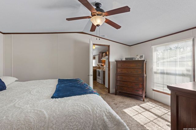 526 Pr 1512, Bandera, TX 78003