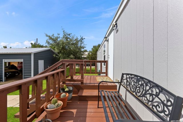 526 Pr 1512, Bandera, TX 78003