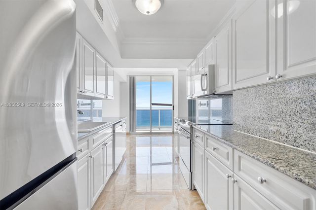 16711 Collins Ave 1207, Sunny Isles Beach, FL 33160