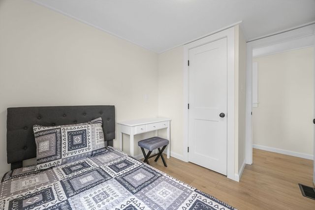 15 1st Street 15, Bourne, MA 02559