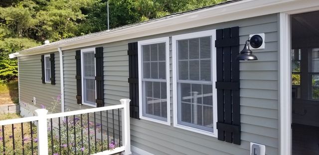 15 1st Street 15, Bourne, MA 02559