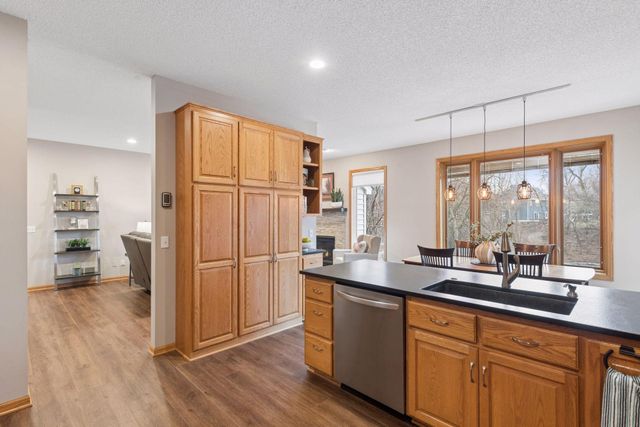 15375 75th Place N, Maple Grove, MN 55311