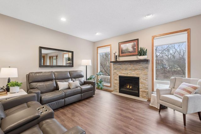 15375 75th Place N, Maple Grove, MN 55311