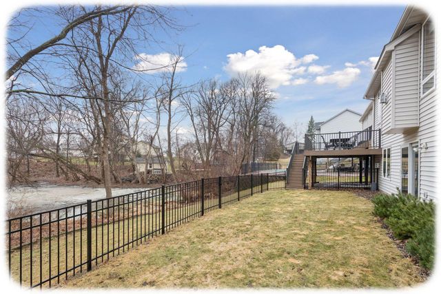 15375 75th Place N, Maple Grove, MN 55311