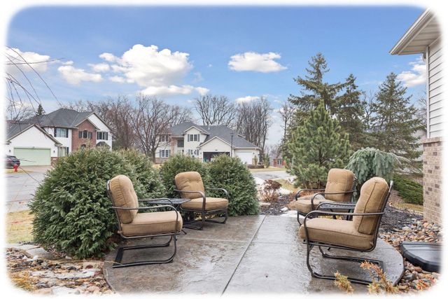 15375 75th Place N, Maple Grove, MN 55311