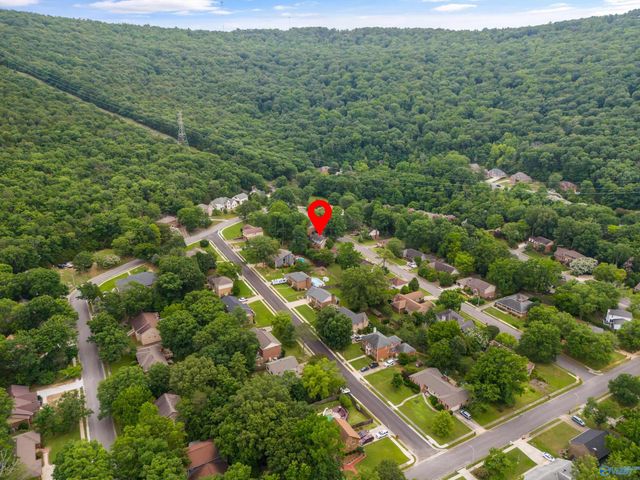 2713 Cynthia Lane, Huntsville, AL 35803