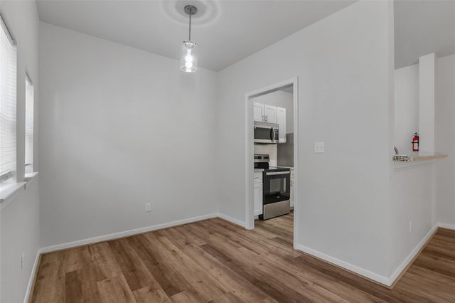 4311 Harrisburg Boulevard 7, Houston, TX 77003