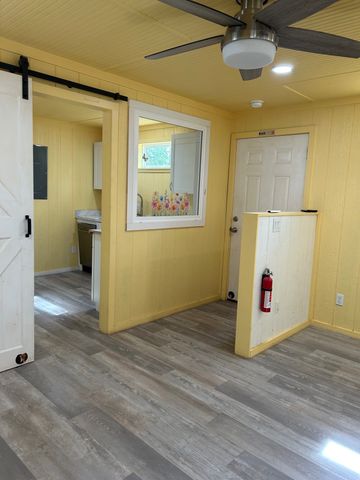 414 N N Avenue F, Clifton, TX 76634