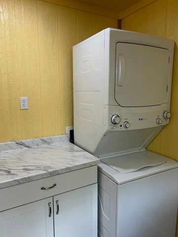414 N N Avenue F, Clifton, TX 76634