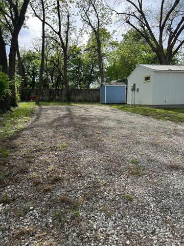 414 N N Avenue F, Clifton, TX 76634