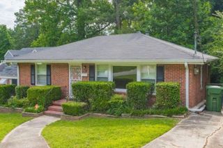 817 Gertrude NW Place, Atlanta, GA 30318