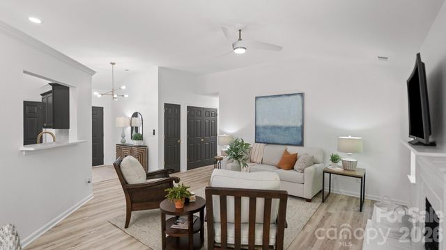 8815 Burnt Umber Drive, Charlotte, NC 28215