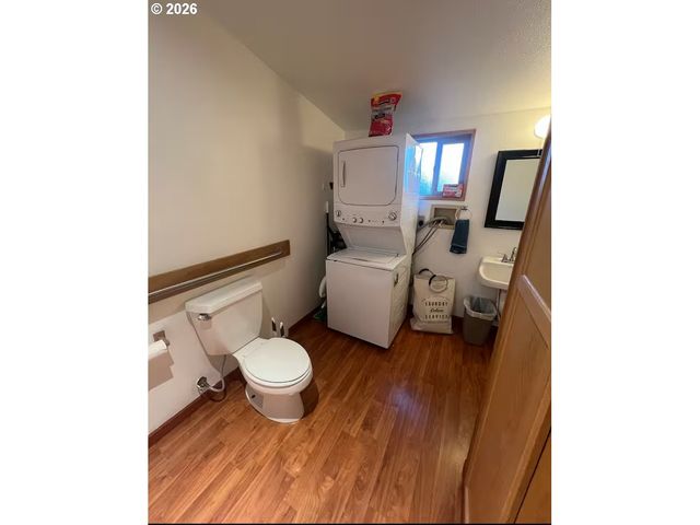 19921 WHALESHEAD Rd M1, Brookings, OR 97415