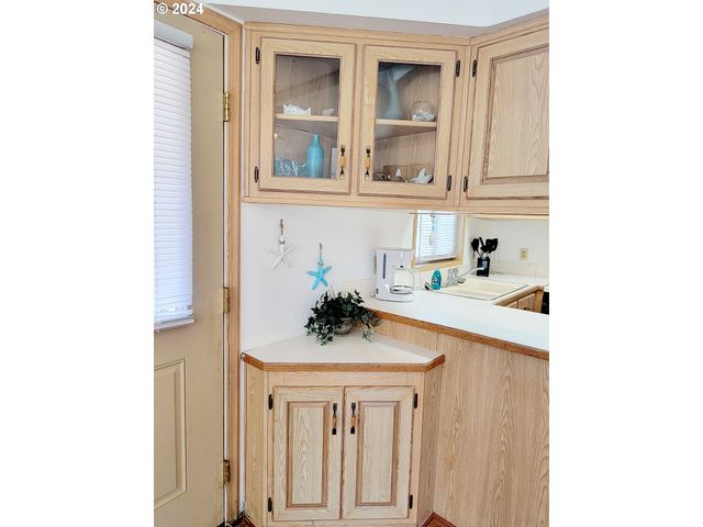 19921 WHALESHEAD Rd M1, Brookings, OR 97415