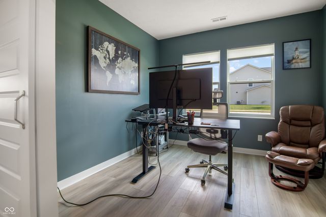 5242 Pinehurst Court, Whitestown, IN 46075