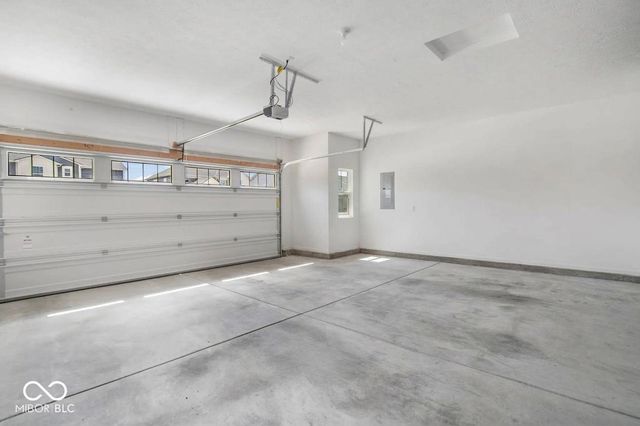 5242 Pinehurst Court, Whitestown, IN 46075