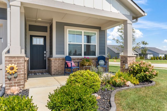 5242 Pinehurst Court, Whitestown, IN 46075