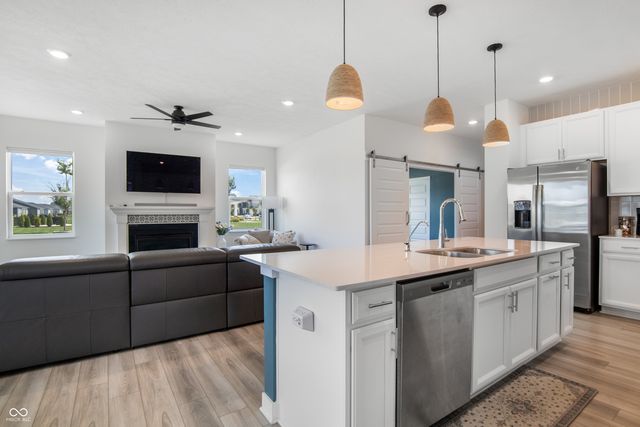 5242 Pinehurst Court, Whitestown, IN 46075