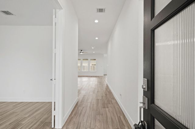 21134 Yellow Bay Dr, Cypress, TX 77433