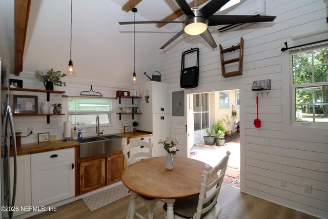11 DAVIS Street, St. Augustine, FL 32084