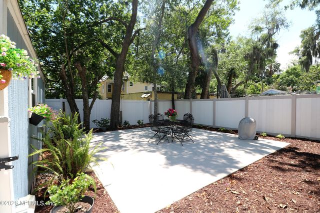 11 DAVIS Street, St. Augustine, FL 32084