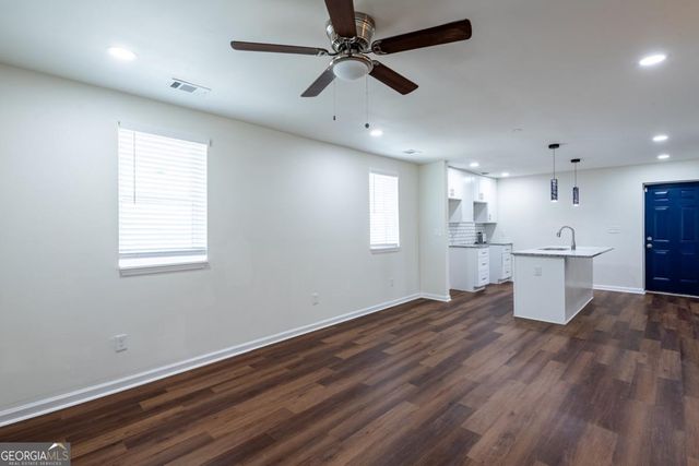 452 PAINES Avenue NW, Atlanta, GA 30318