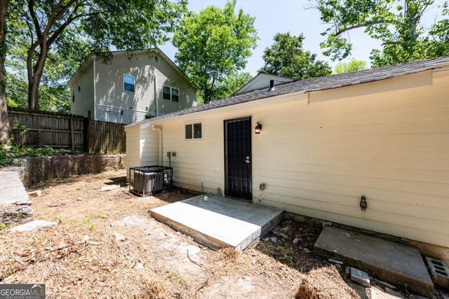 452 PAINES Avenue NW, Atlanta, GA 30318