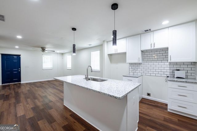 452 PAINES Avenue NW, Atlanta, GA 30318