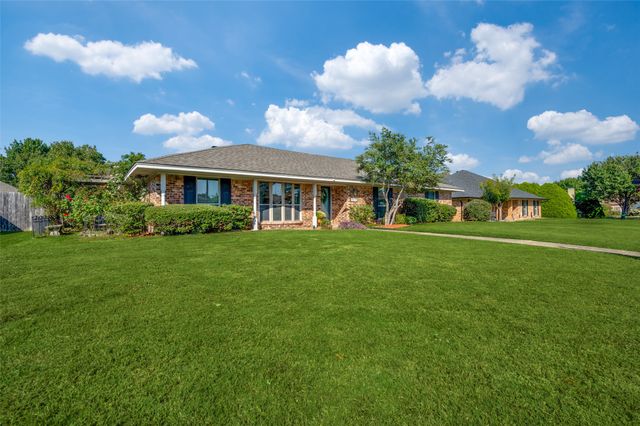 1519 Glenhill Lane, Lewisville, TX 75077