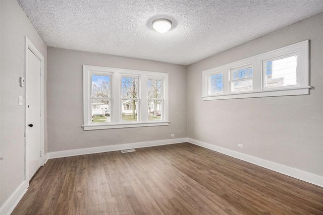 1881 Manz Street, Muskegon, MI 49442