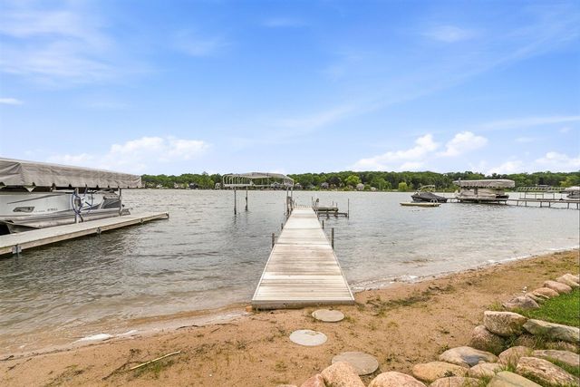 1573 S Crooked Lake Drive, Kalamazoo, MI 49009