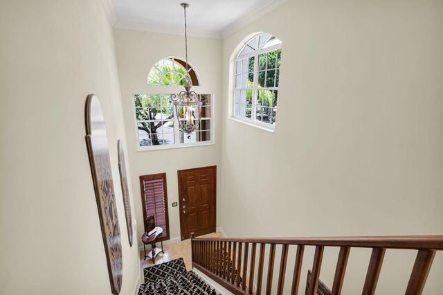 222 Legendary Circle, Palm Beach Gardens, FL 33418