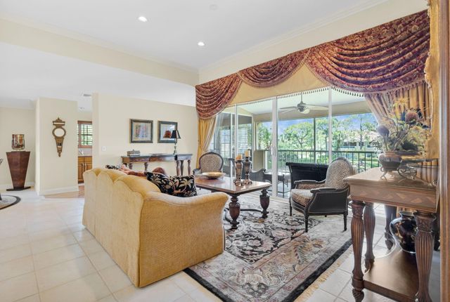 222 Legendary Circle, Palm Beach Gardens, FL 33418