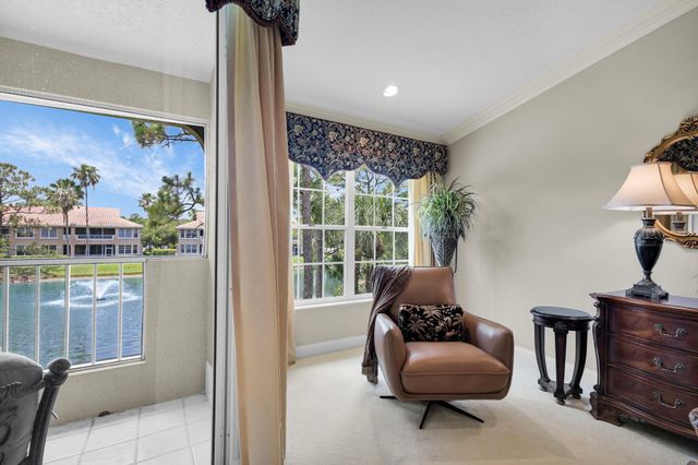 222 Legendary Circle, Palm Beach Gardens, FL 33418