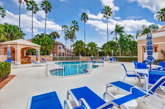 222 Legendary Circle, Palm Beach Gardens, FL 33418