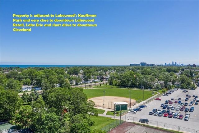 1303 Lakeland Avenue, Lakewood, OH 44107