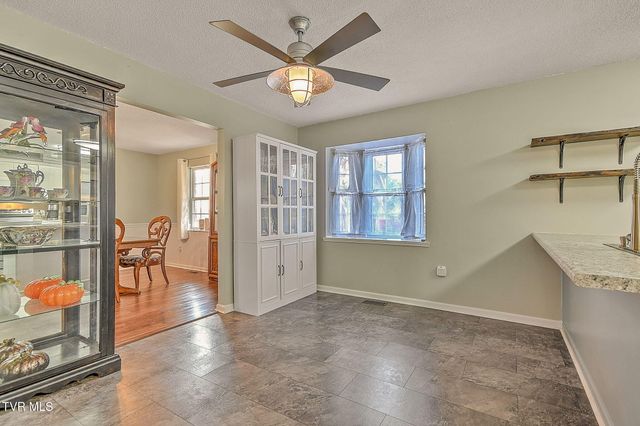 3720 Skyland Drive, Kingsport, TN 37664