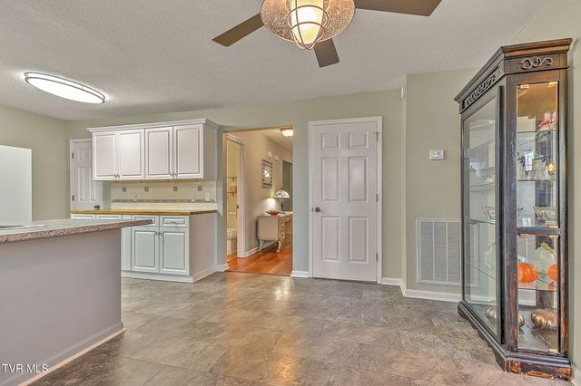 3720 Skyland Drive, Kingsport, TN 37664