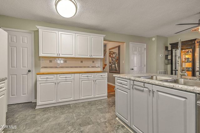 3720 Skyland Drive, Kingsport, TN 37664