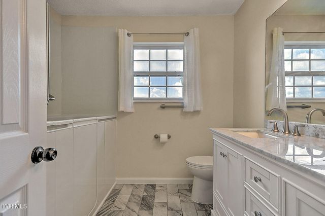 3720 Skyland Drive, Kingsport, TN 37664
