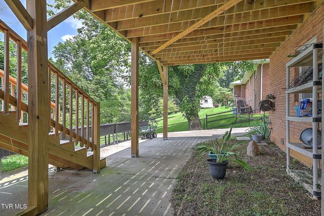 3720 Skyland Drive, Kingsport, TN 37664