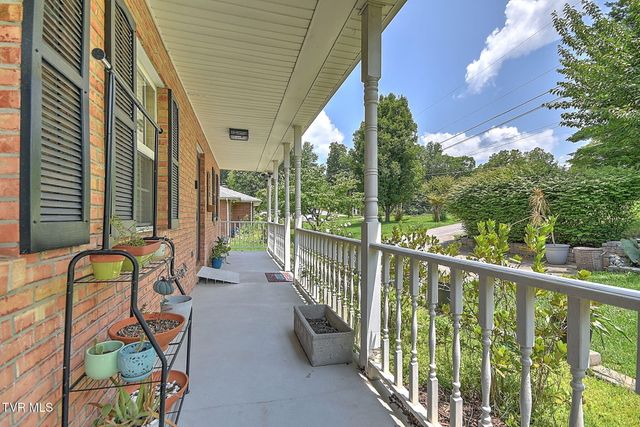 3720 Skyland Drive, Kingsport, TN 37664