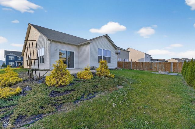 1849 Turning Leaf Drive, Franklin, IN 46131