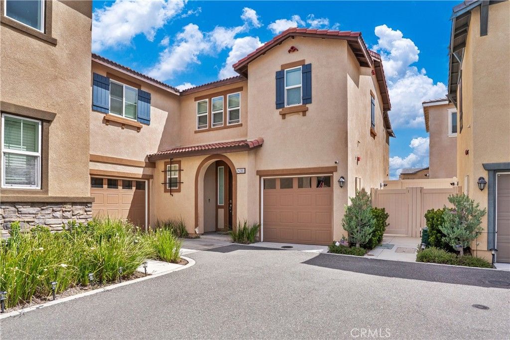 Image 1 of property listing at 24280 White Willow, Murrieta, CA 92562