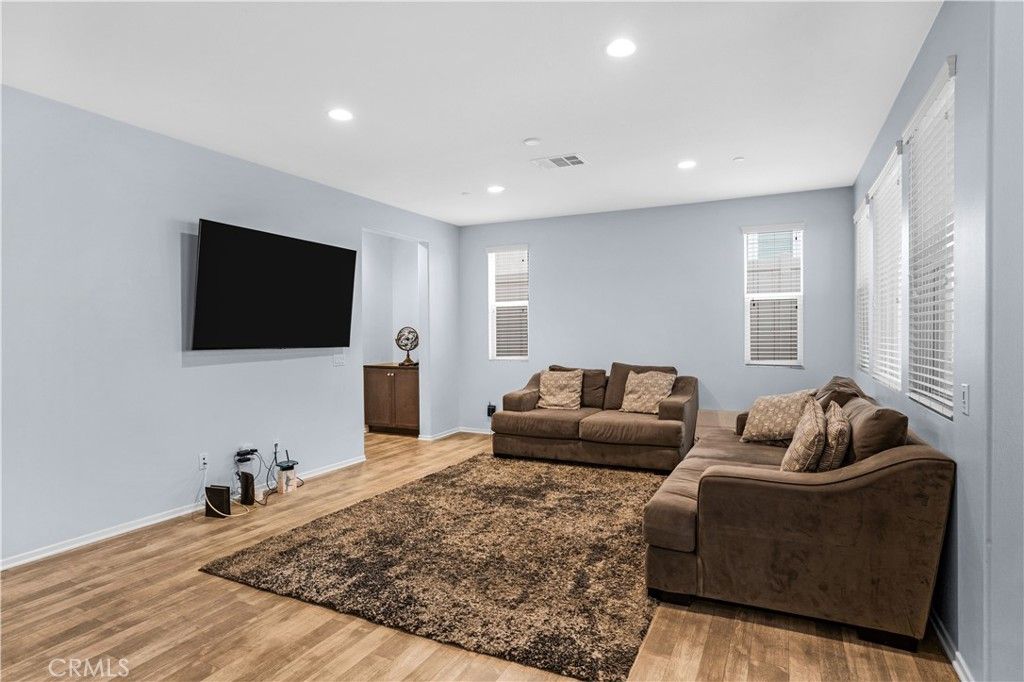Image 10 of property listing at 24280 White Willow, Murrieta, CA 92562