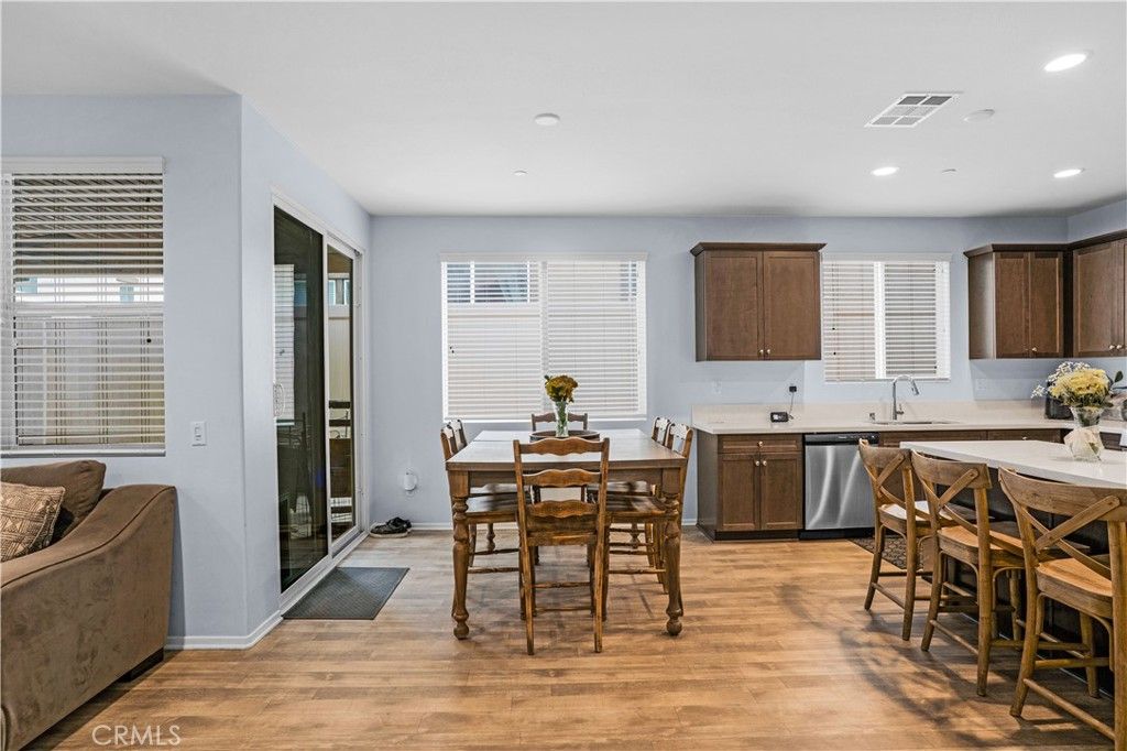 Image 13 of property listing at 24280 White Willow, Murrieta, CA 92562