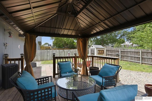 1404 Durham Drive, Papillion, NE 68133