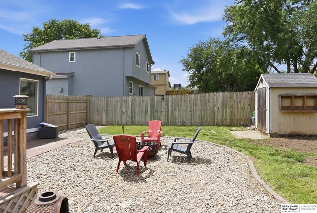 1404 Durham Drive, Papillion, NE 68133